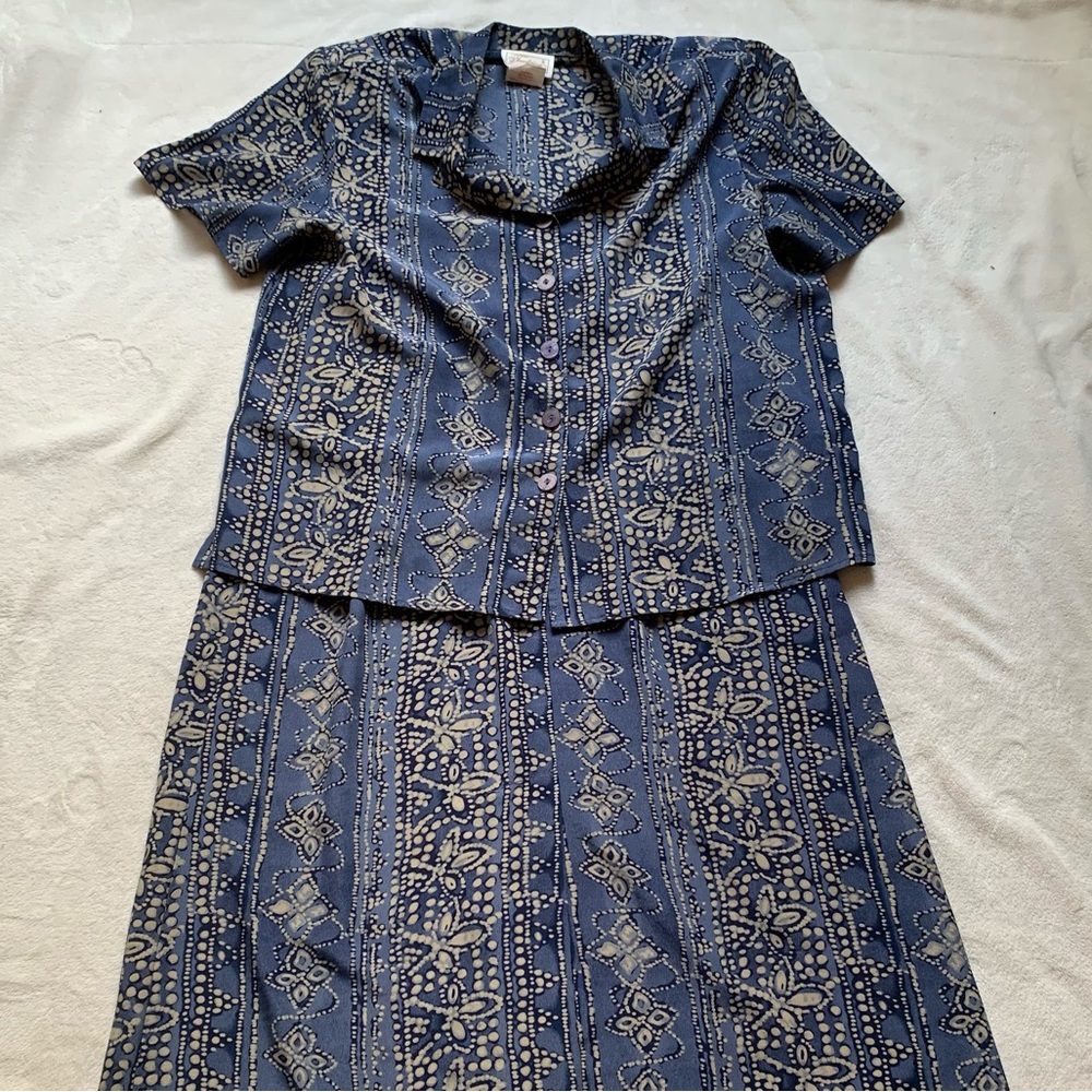 Plus Size Vintage Tradition Blue Patterned Matching Set Blouse & Skirt Size 16